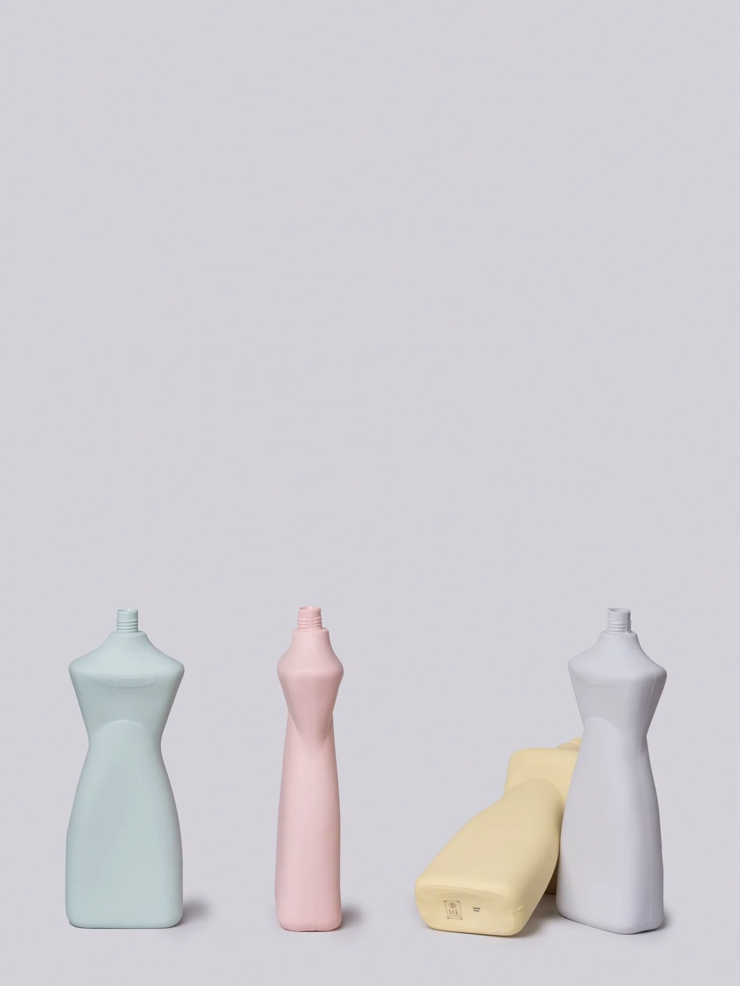 Curvy Bottle: Lemon - Image 7