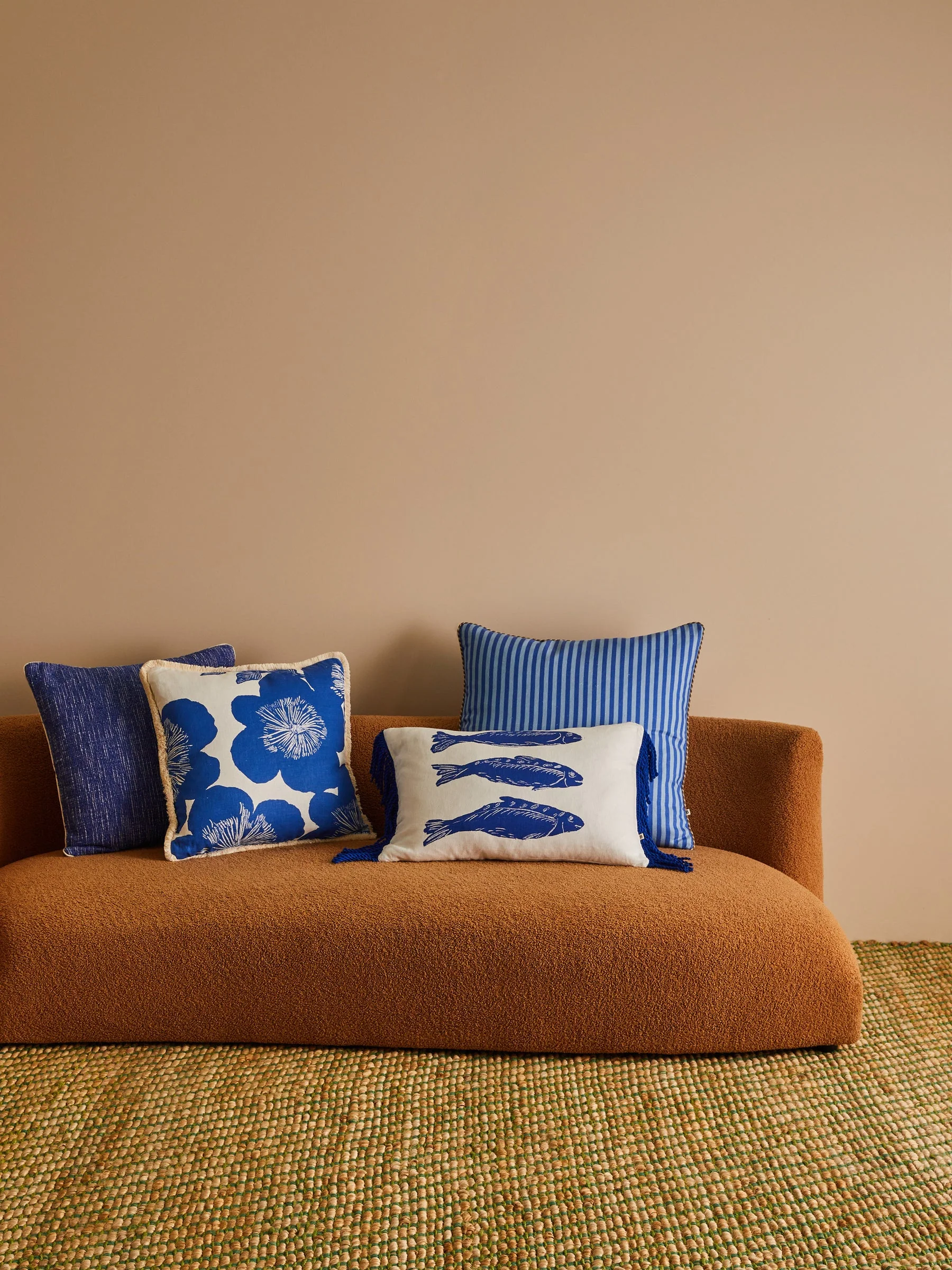 Jardin Blue Cushion - Image 3