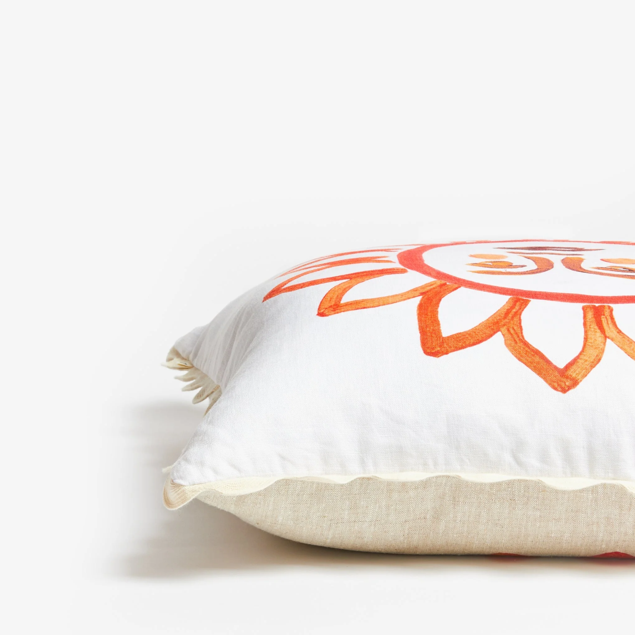 Ringo Linen Cushion - Image 3