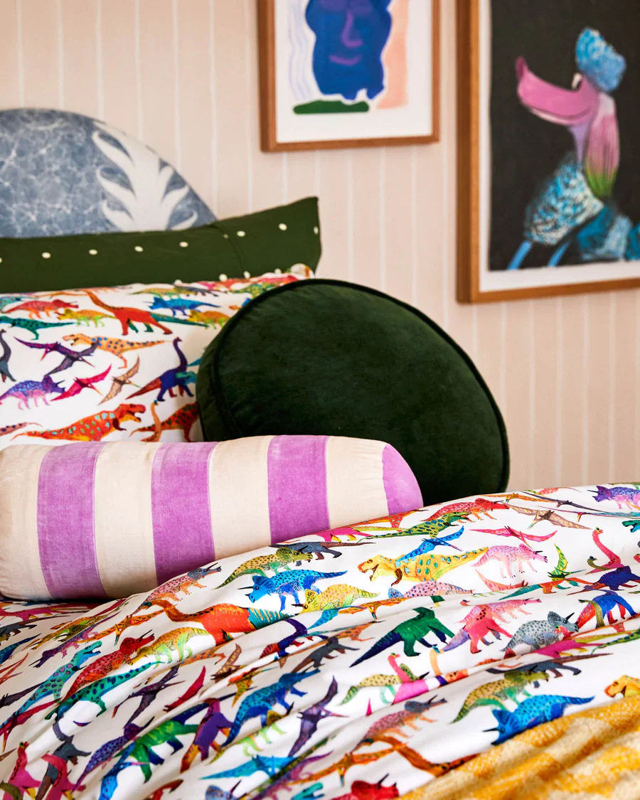 Kombu Green Velvet Pea Cushion - Image 3