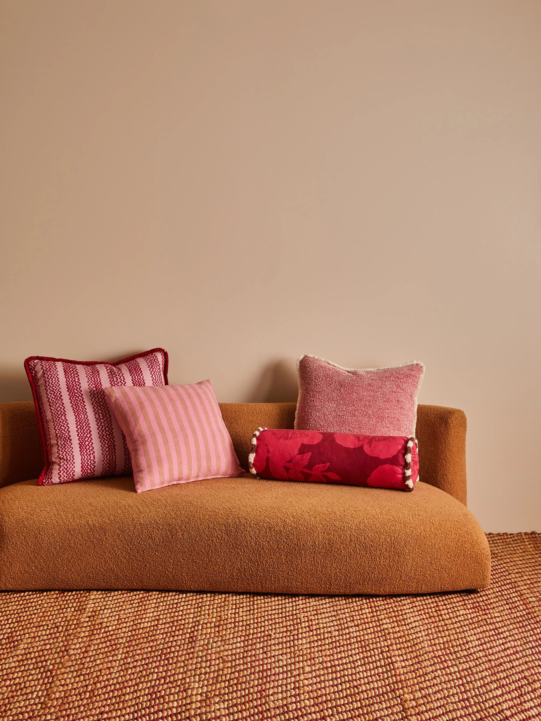 Linear Candy Cushion - Image 4