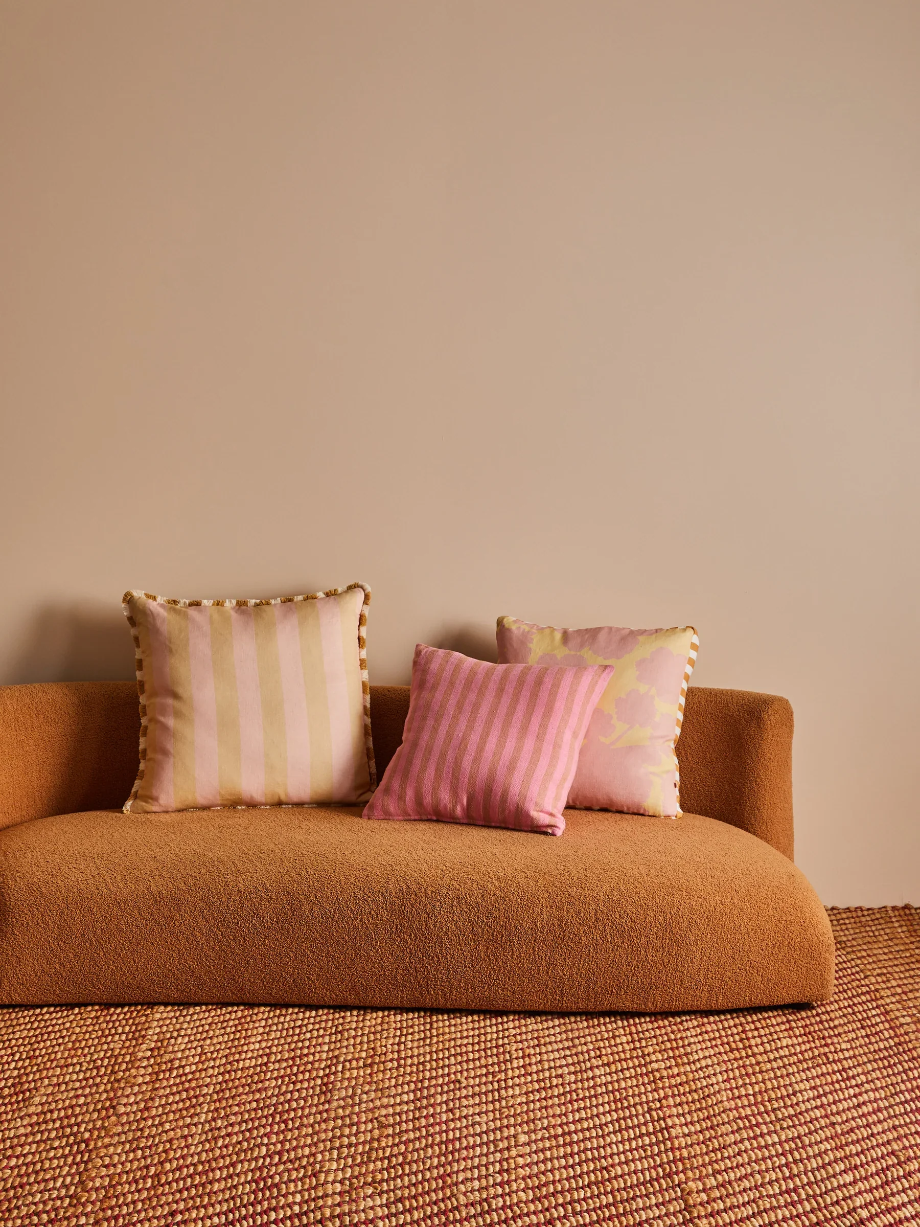 Linear Candy Cushion - Image 5