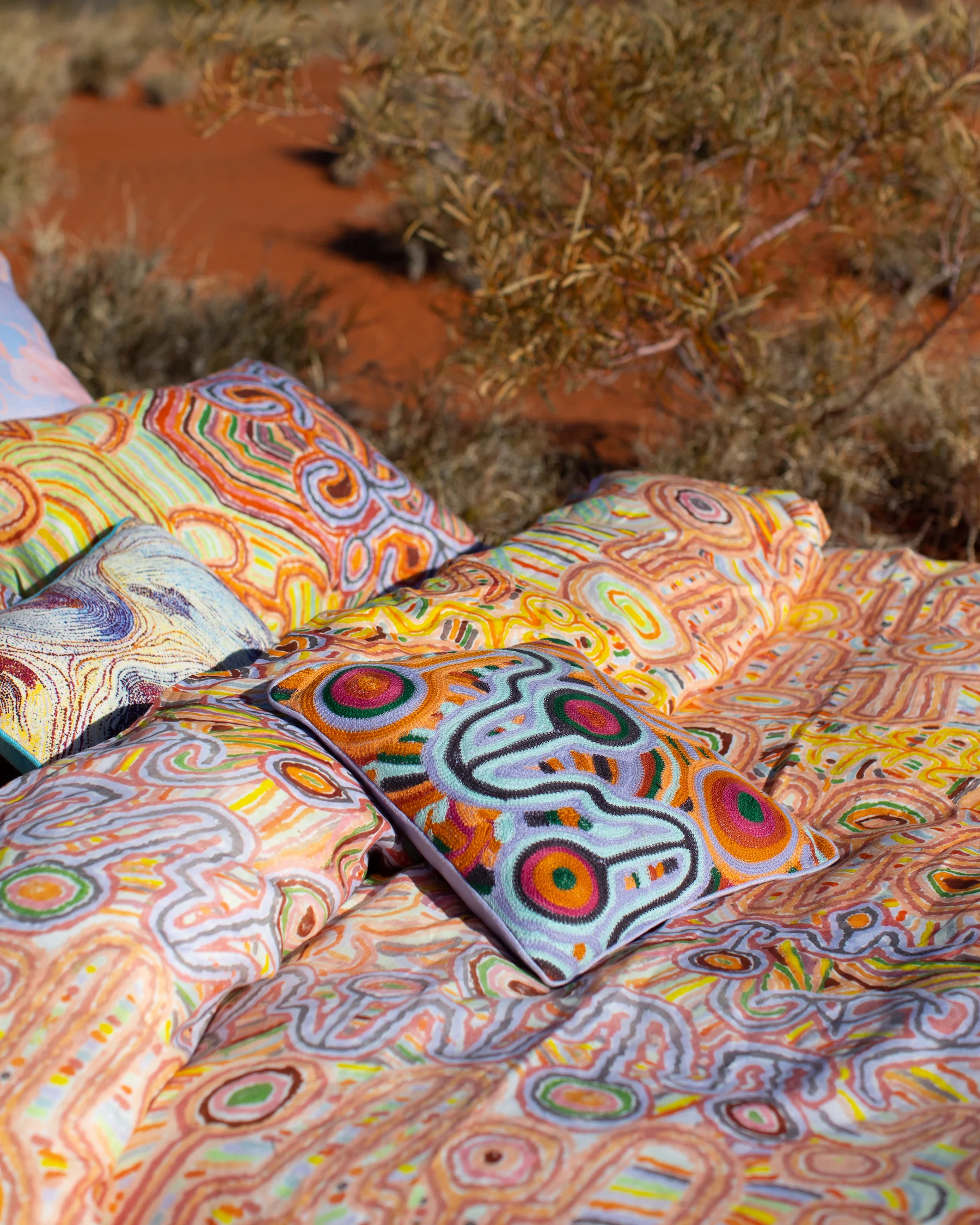 Ngayuku Ngura Linen Fitted Sheet - Image 8